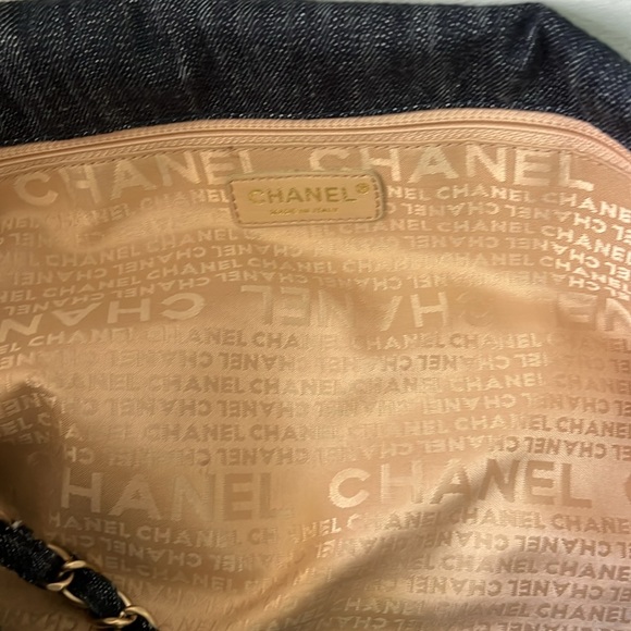 CHANEL DENIM TOTE - Picture 10 of 16
